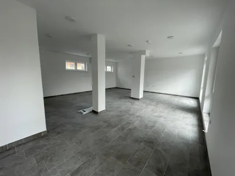 Rent, office space, 286m², Telep, Novi Sad Sve Podlokacije - image 4