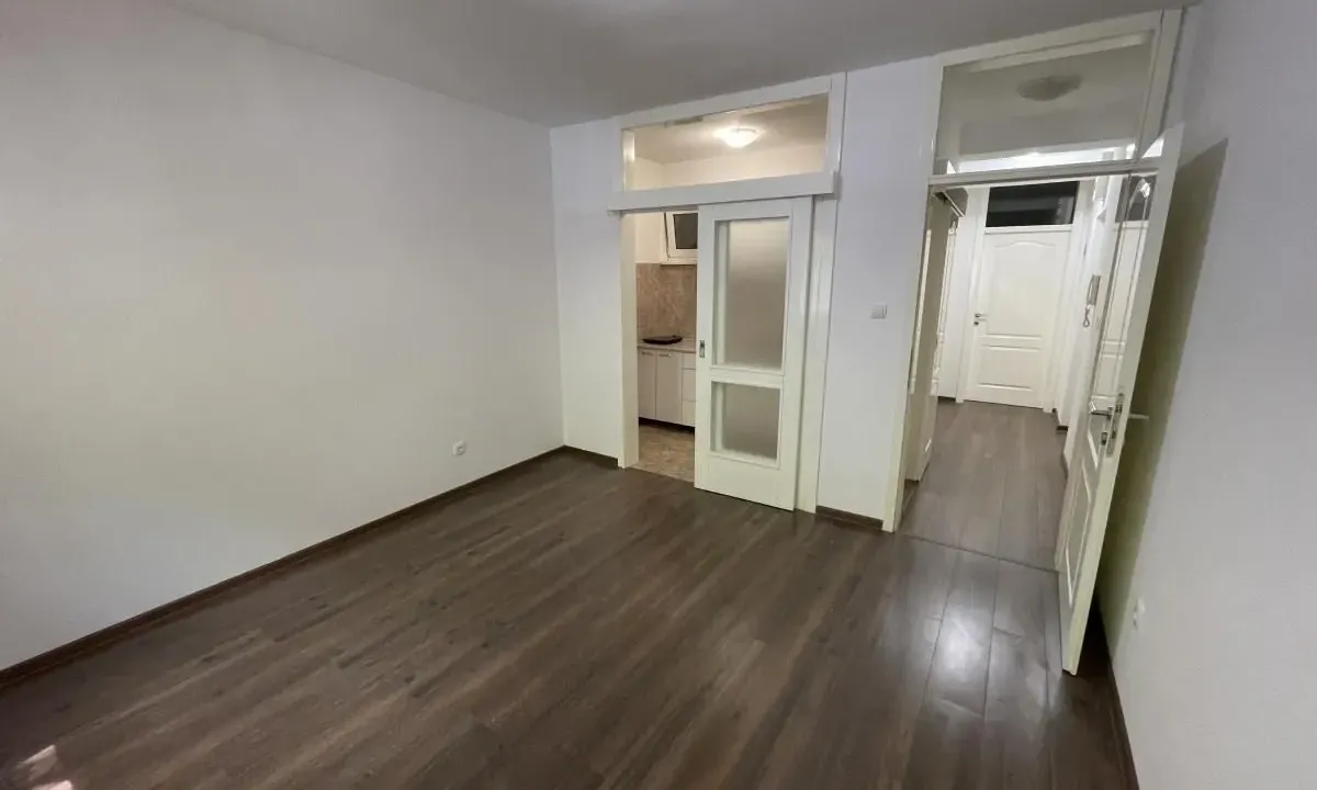 Rent, one bedroom apartment, 38m², Grbavica, Novi Sad Sve Podlokacije