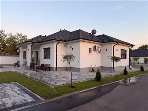Kuća in Vladimirovac