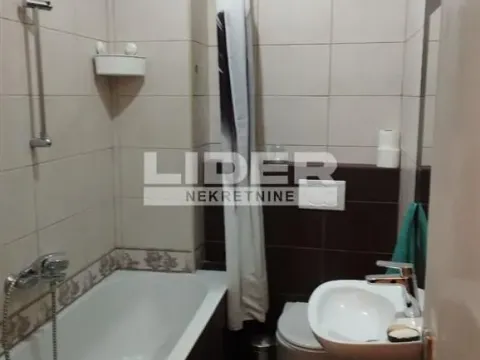 Izdavanje, dvosoban stan, 52m², Stari Grad, Beograd - image 10