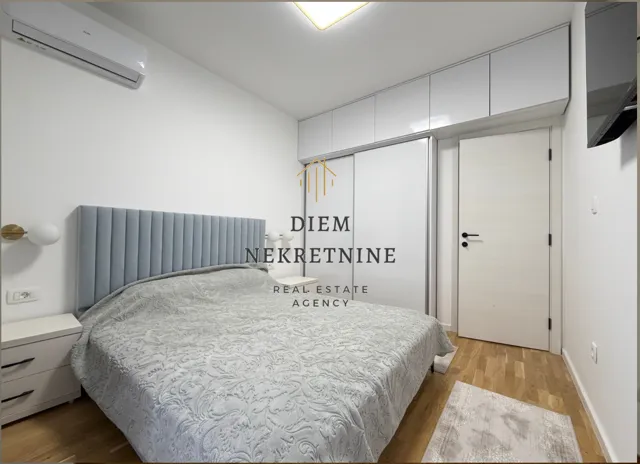 Izdavanje, dvosoban stan, 70m², Stari Aerodrom, Podgorica