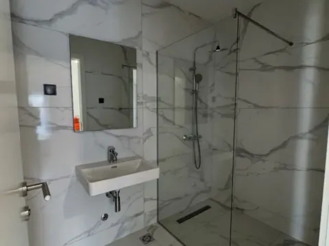 Rent, one bedroom apartment, 53m², Krivi Most, Podgorica - image 7