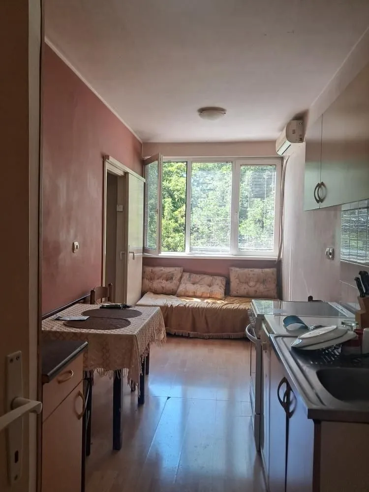 Prodaja, jednosoban stan, 37m², Brace Jerković, Voždovac Sve Podlokacije