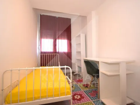 Izdavanje, trosoban stan, 70m², Centar, Podgorica - image 9