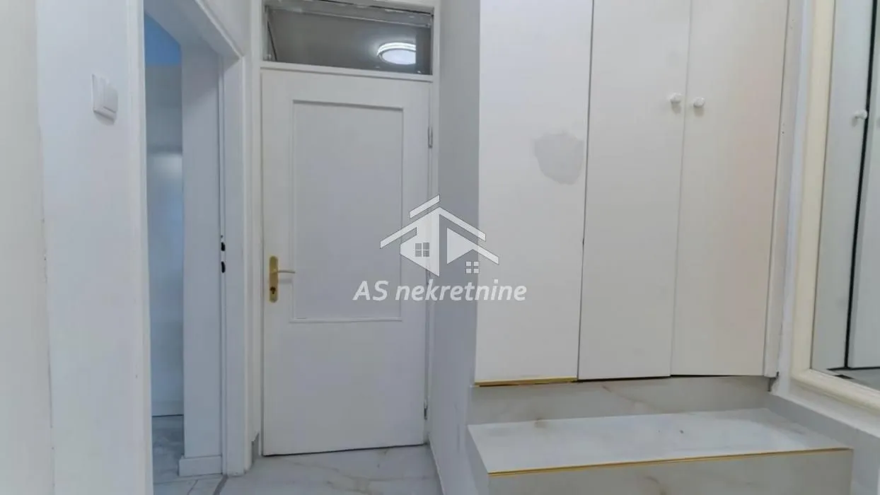 Rent, two bedroom apartment, 80m², Banovo Brdo, Beograd