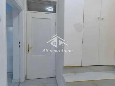 Rent, two bedroom apartment, 80m², Banovo Brdo, Beograd - image 14