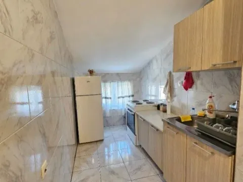 Prodaja, dvosoban stan, 75m², Centar, Podgorica - image 8