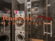 Izdavanje, trosoban stan, 150m², Stari Grad, Beograd - image 15