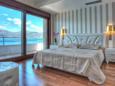 Rent, house, 300m², Krašići, Tivat - image 13