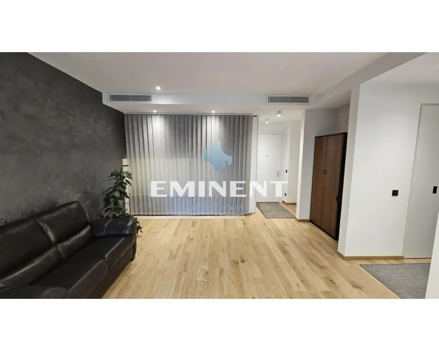 Izdavanje, poslovni prostor, 80m², Stari Grad, Beograd