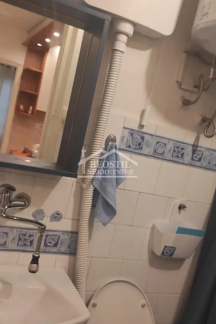 Rent, one bedroom apartment, 38m², Savski Venac, Beograd
