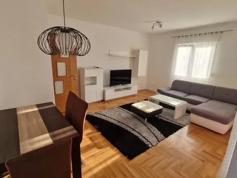 Rent, three bedroom apartment, 96m², Stari Aerodrom, Podgorica - image 8