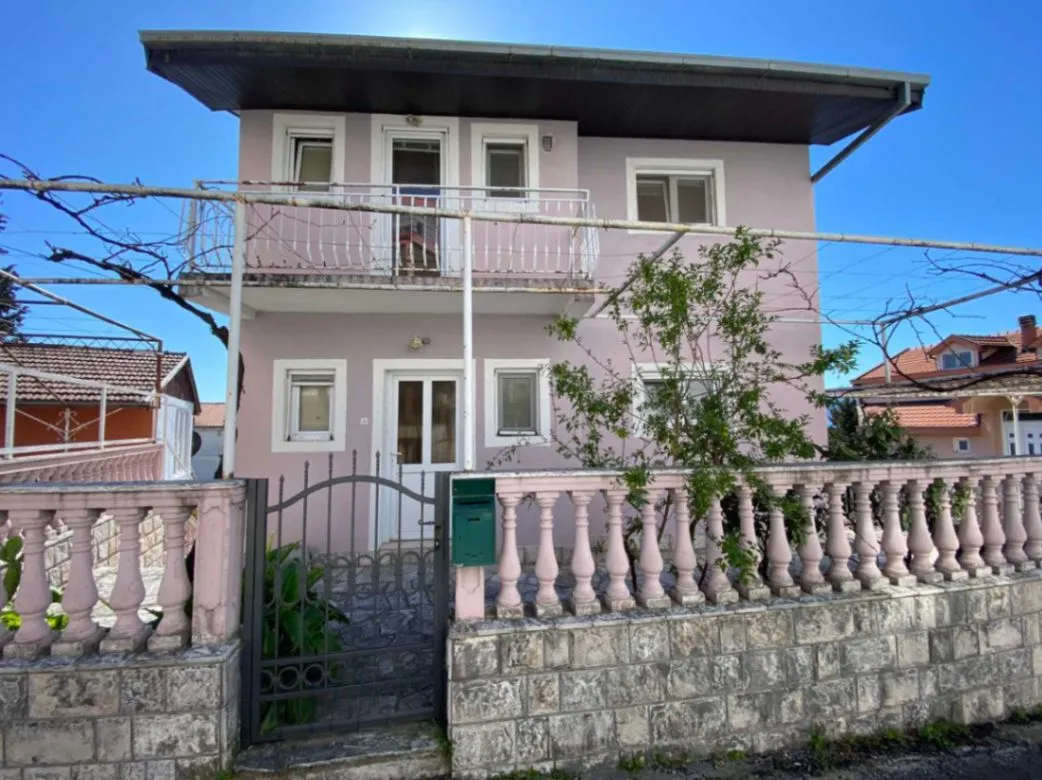 Rent, house, 180m², Marići, Tivat