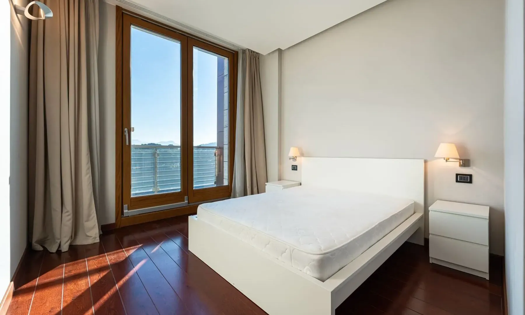 Prodaja, trosoban stan, 205m², Kod Capital Plaze, Podgorica