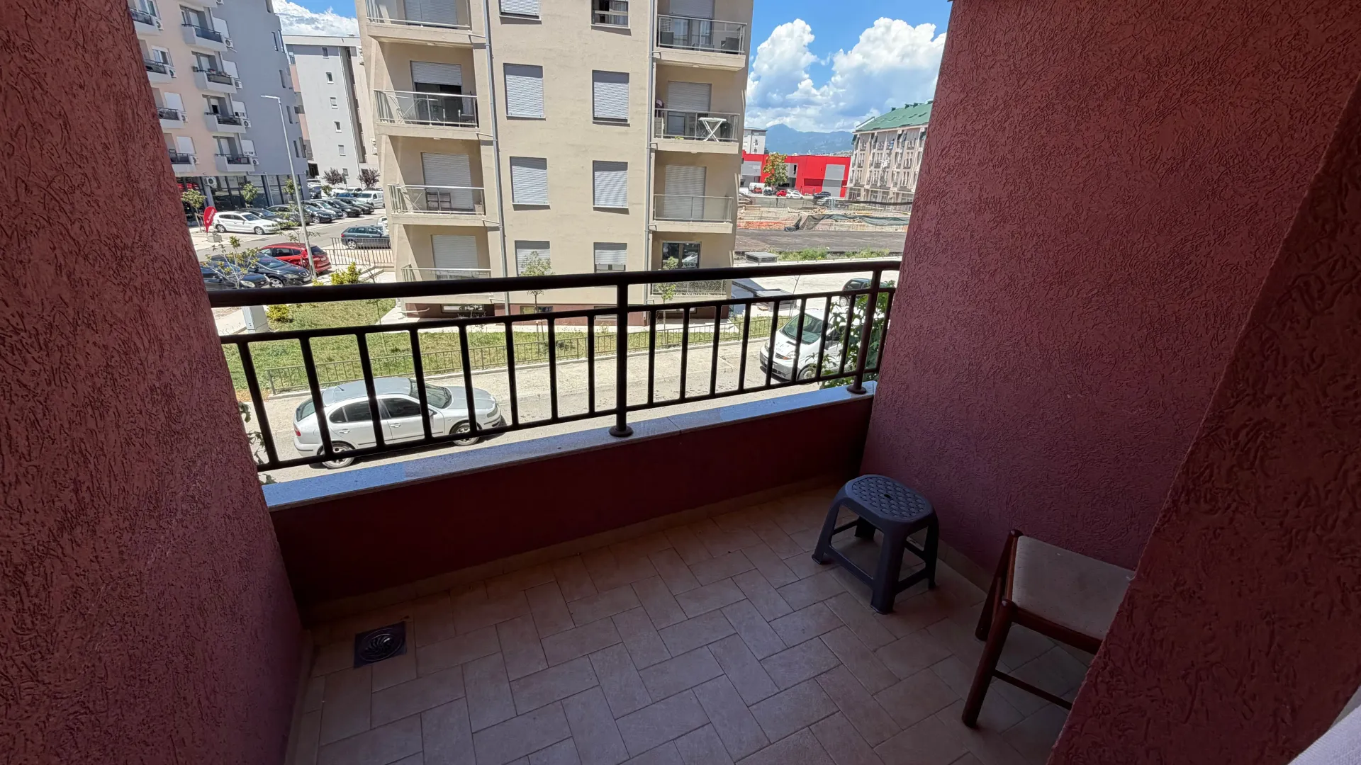 Izdavanje, jednosoban stan, 55m², Zabjelo, Podgorica