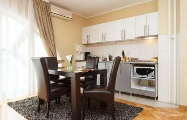 Rent, two bedroom apartment, 44m², Stari Grad, Beograd