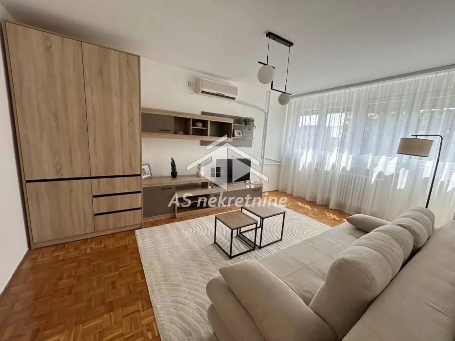 Rent, three bedroom apartment, 77m², Zemun Sve Podlokacije, Beograd