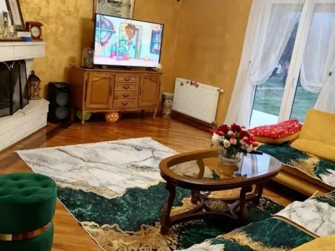 Sale, house, 350m², Tološi, Podgorica - image 5