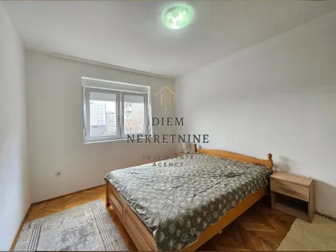 Rent, one bedroom apartment, 60m², Centar, Bar - image 5