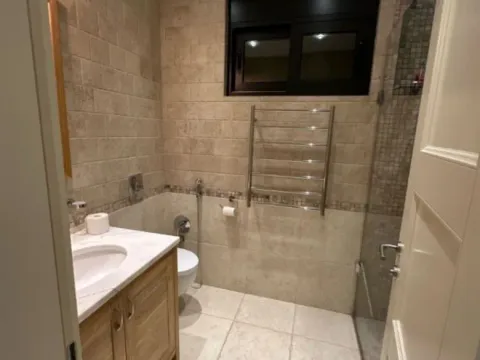 Sale, house, 350m², Stoliv, Kotor - image 6