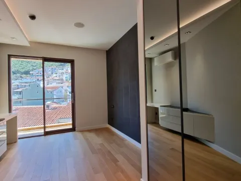 Sale, two bedroom apartment, 107m², Budva, Crna Gora - image 25