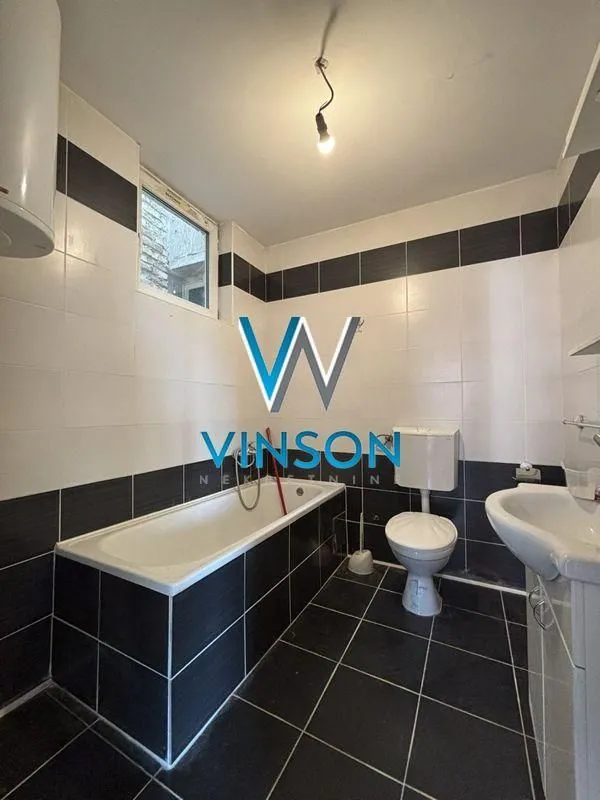 Prodaja, dvosoban stan, 89m², Bulevar Oslobodjenja, Novi Sad Sve Podlokacije