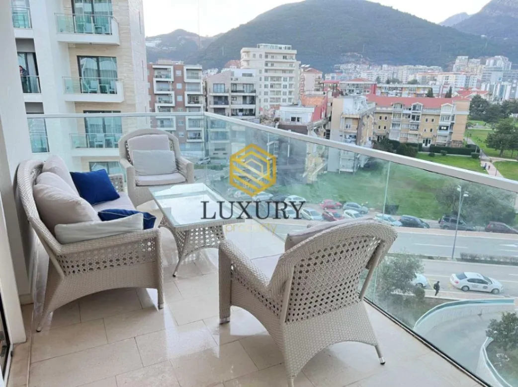 Rent, apartment, 100m², Tre Canne, Budva