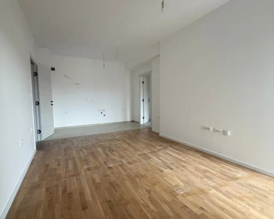 Prodaja, trosoban stan, 83m², Stari Aerodrom, Podgorica