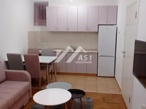 Rent, one bedroom apartment, 33m², Bulevar Oslobodjenja, Novi Sad Sve Podlokacije - image 2