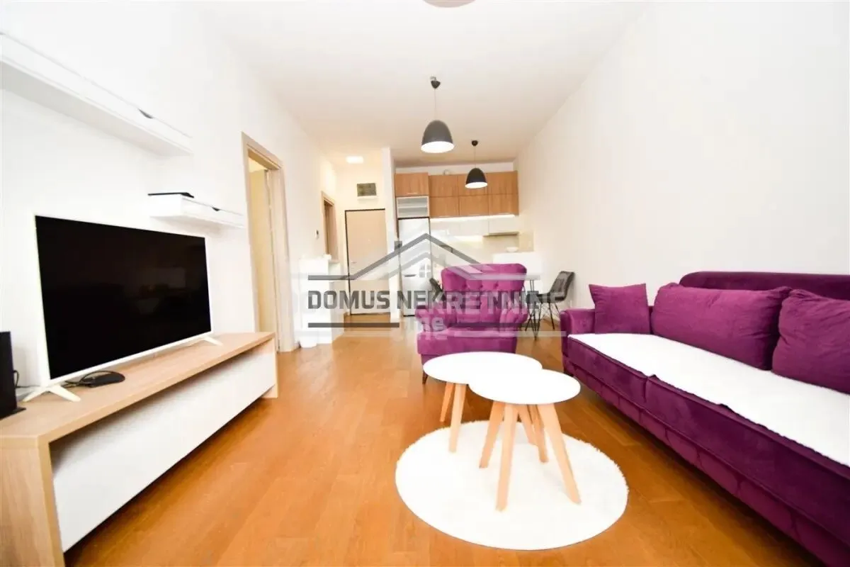 Rent, one bedroom apartment, 55m², Gorica C, Podgorica