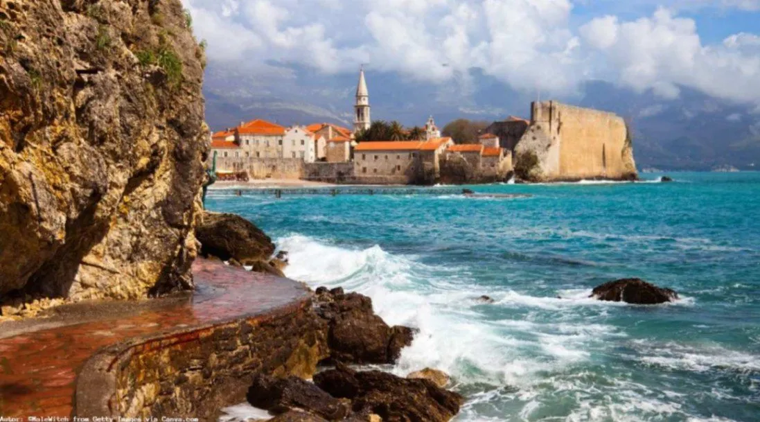 Sale, three bedroom apartment, 86m², Stari Grad, Budva