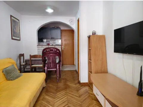 Prodaja, jednosoban stan, 42m², Rafailovići, Budva