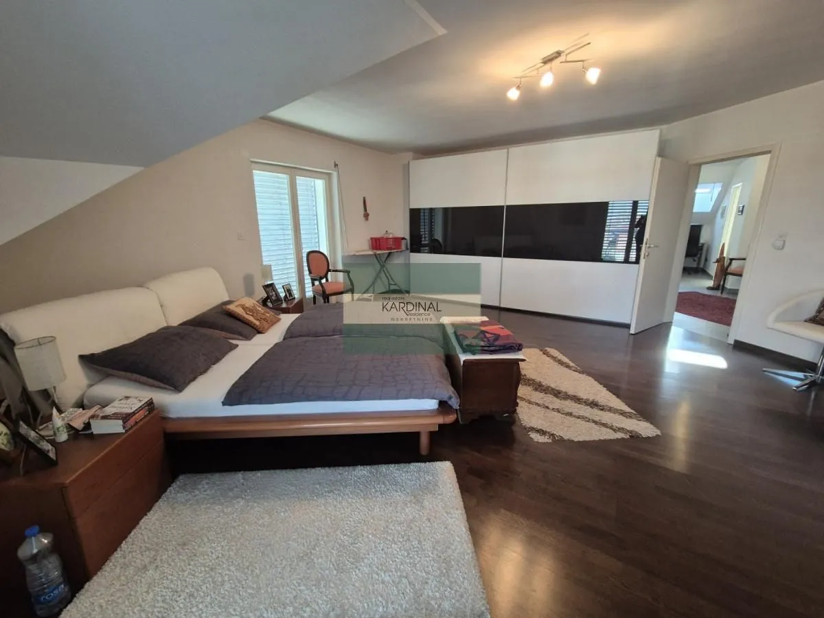 Prodaja, kuća, 528m², Budžino brdo, Jagodina