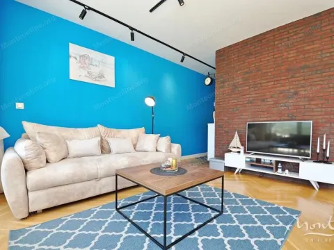 Sale, one bedroom apartment, 52m², Dobrota, Kotor - image 3