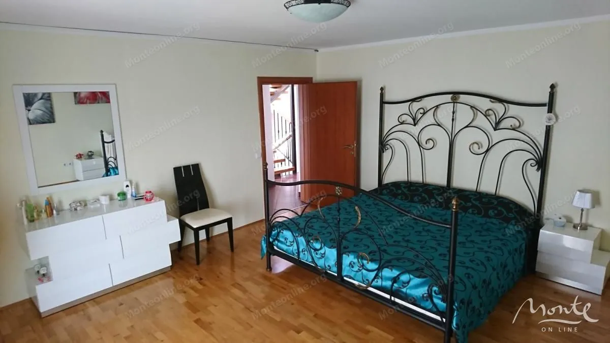 Sale, house, 330m², Utjeha, Bar