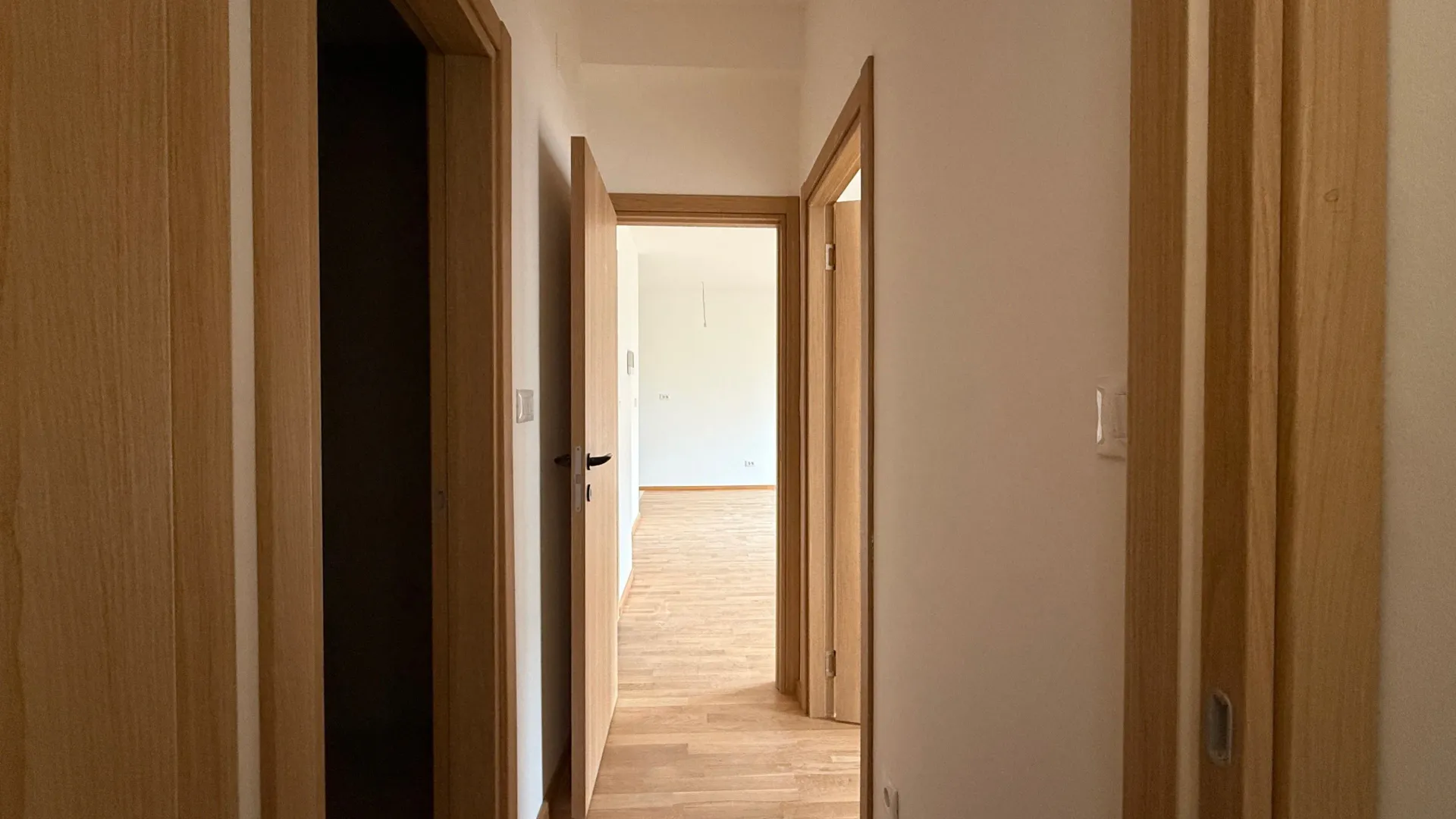 Prodaja, dvosoban stan, 70m², Zabjelo, Podgorica