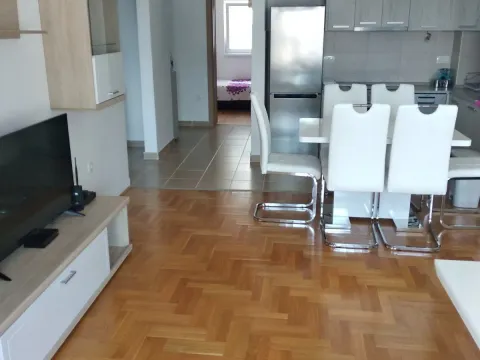 Prodaja, trosoban stan, 71m², Budva, Crna Gora - image 8