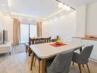 Rent, apartment, 90m², Tivat, Crna Gora - image 2