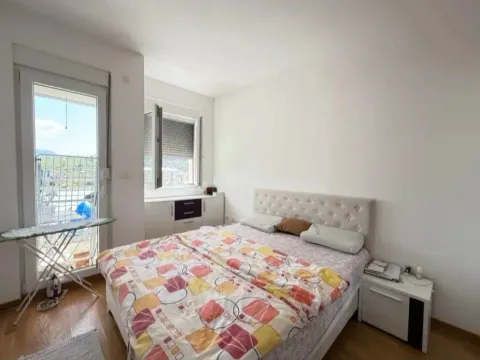 Rent, one bedroom apartment, 43m², City Kej, Podgorica - image 3