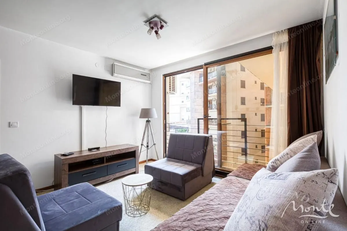 Prodaja, jednosoban stan, 40m², Budva, Crna Gora
