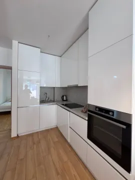 Rent, two bedroom apartment, 69m², Budva, Crna Gora - image 4