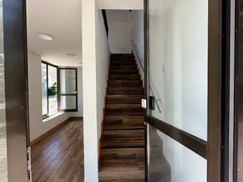 Sale, office space, 32m², Centar, Bar - image 4