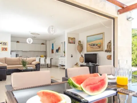 Sale, house, 170m², Krašići, Tivat - image 11