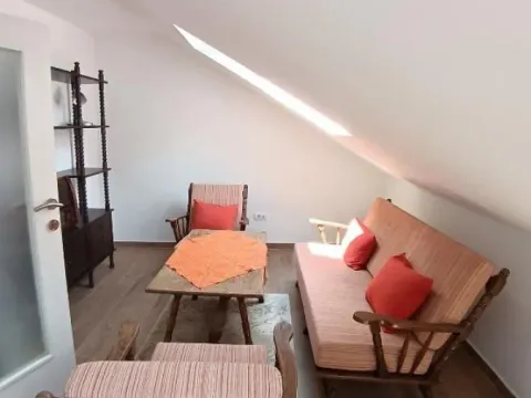 Rent, four bedroom apartment, 121m², Gundulićev Venac, Beograd - image 9