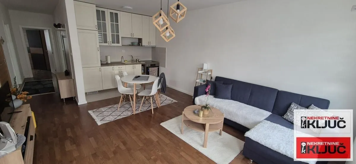 Sale, four bedroom apartment, 71m², Veternik, Novi Sad Sve Podlokacije