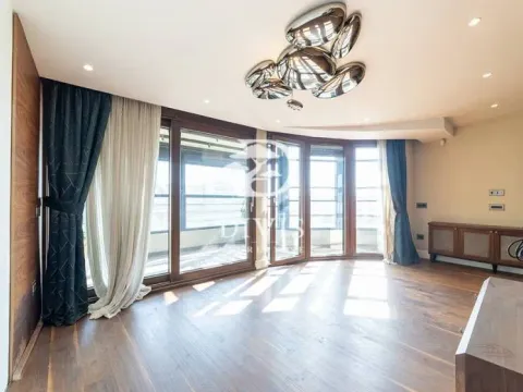 Prodaja, četvorosoban stan, 152m², Vračar Hram, Vračar Sve Podlokacije - image 5