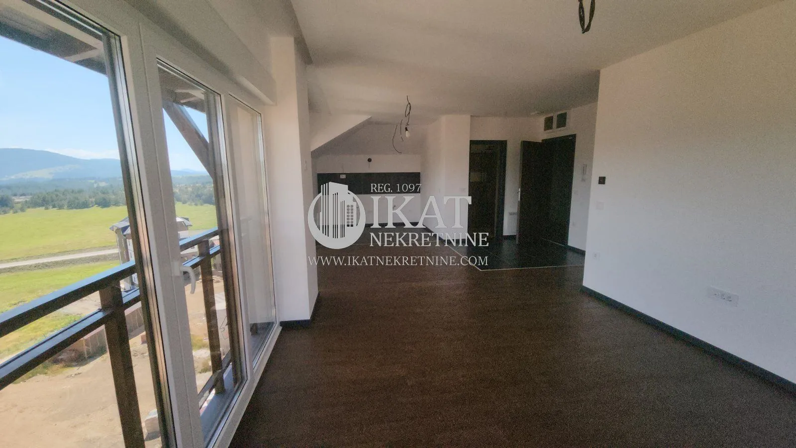 Prodaja, dvosoban stan, 67m², Obudojevica, Zlatibor