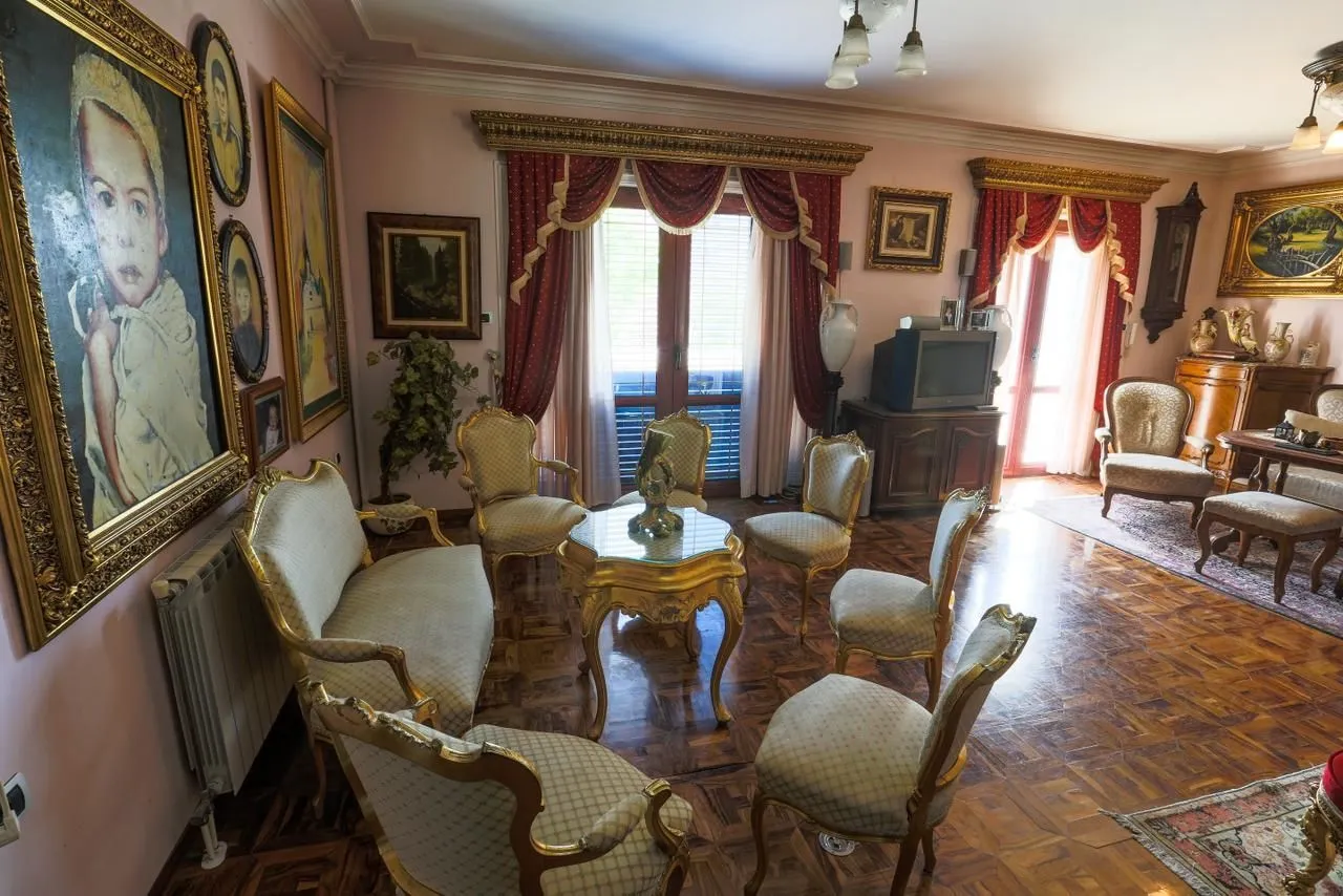 Prodaja, kuća, 400m², Bar, Crna Gora