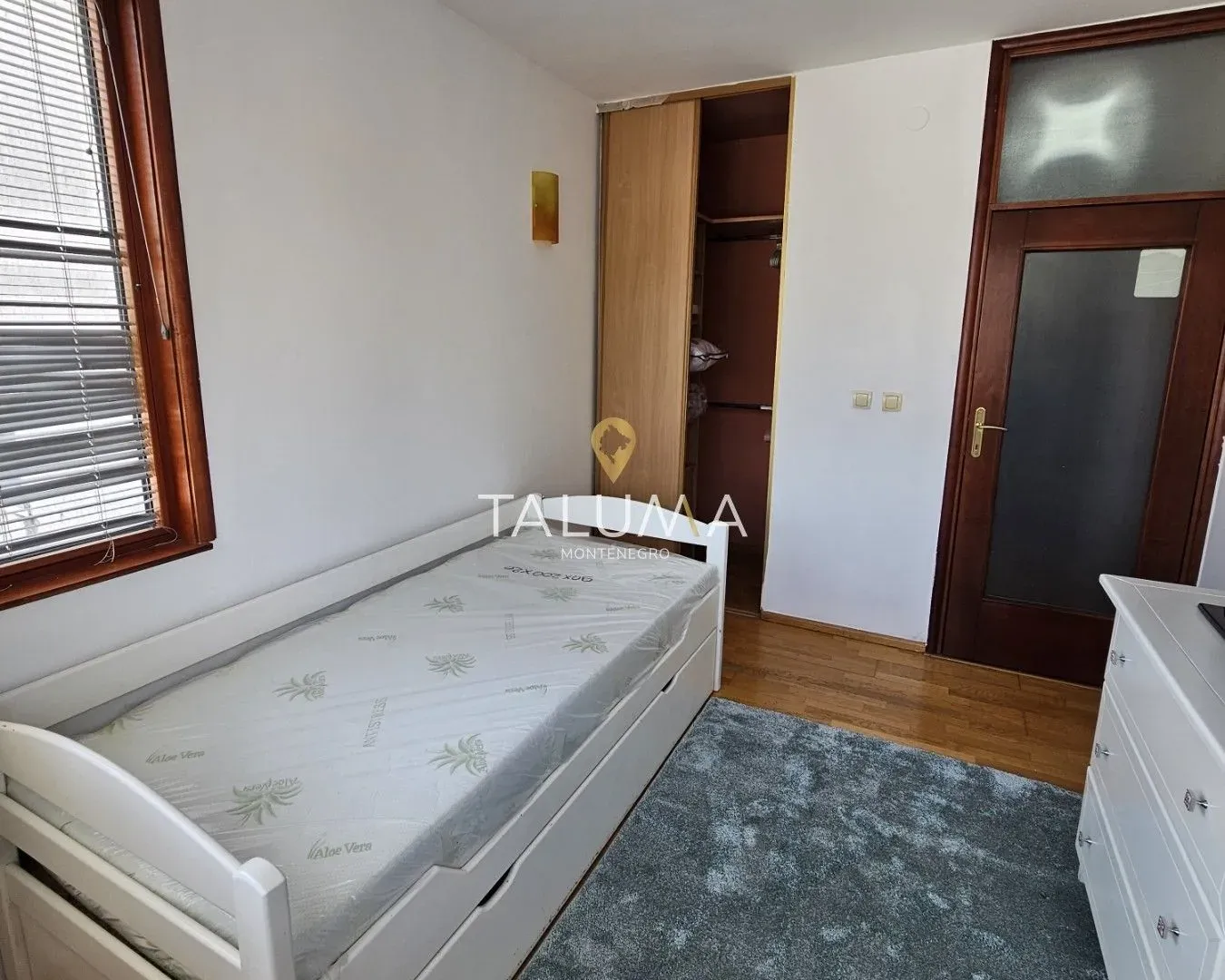 Izdavanje, trosoban stan, 120m², Zabjelo, Podgorica