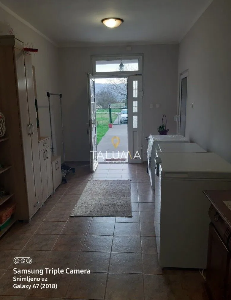 Prodaja, kuća, 294m², Kosić, Danilovgrad